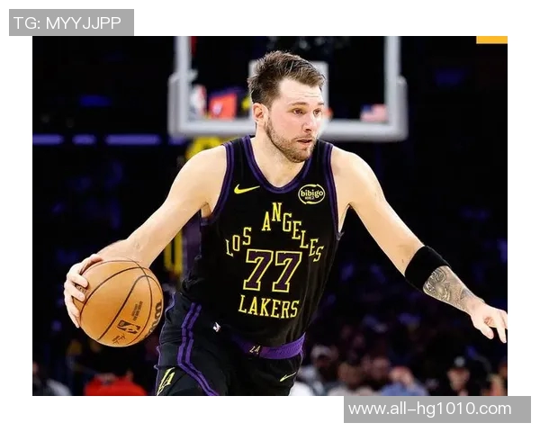 湖人次节遭遇惨败净负18分落后黄蜂9分詹姆斯仅得10分东契奇表现抢眼拿下19分 湖人次节遭遇惨败净负18分落后黄蜂9分詹姆斯仅得10分东契奇表现抢眼拿下19分