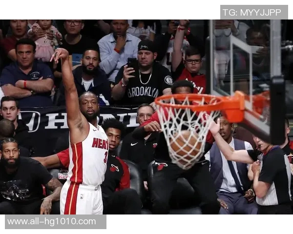 韦德回顾生涯第二赛季称应获进步最快球员奖场均得分提升八分